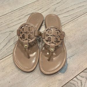 tory burch sandals